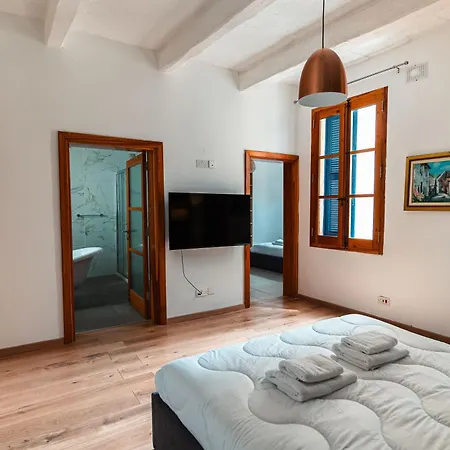 8 At Palazzo Seraphim Boutique Living In St Julians בית הארחה 3*