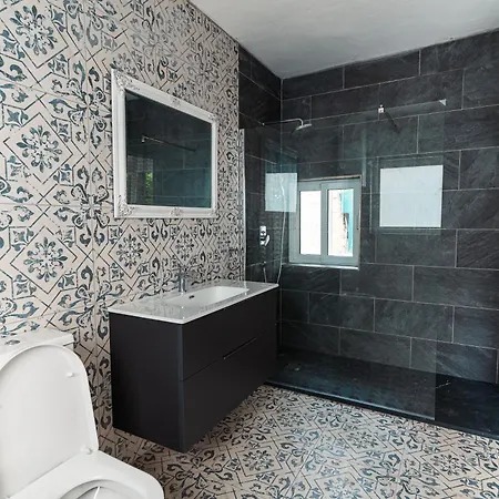 8 At Palazzo Seraphim Boutique Living In St Julians Pensionat St. Julian's